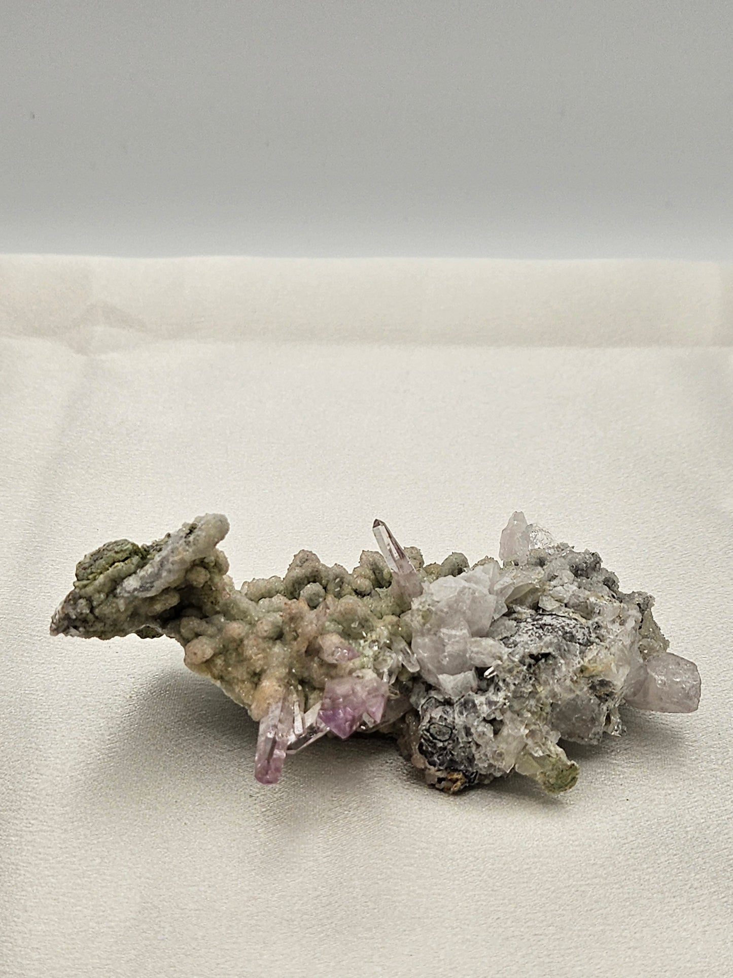 High quality, gemmy Vera Cruz Amethyst on sparkly on Druzy Matrix