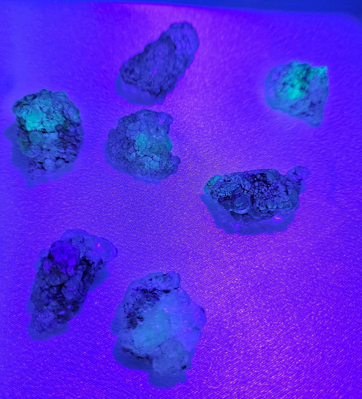 Hyalite Opal Fluorescent