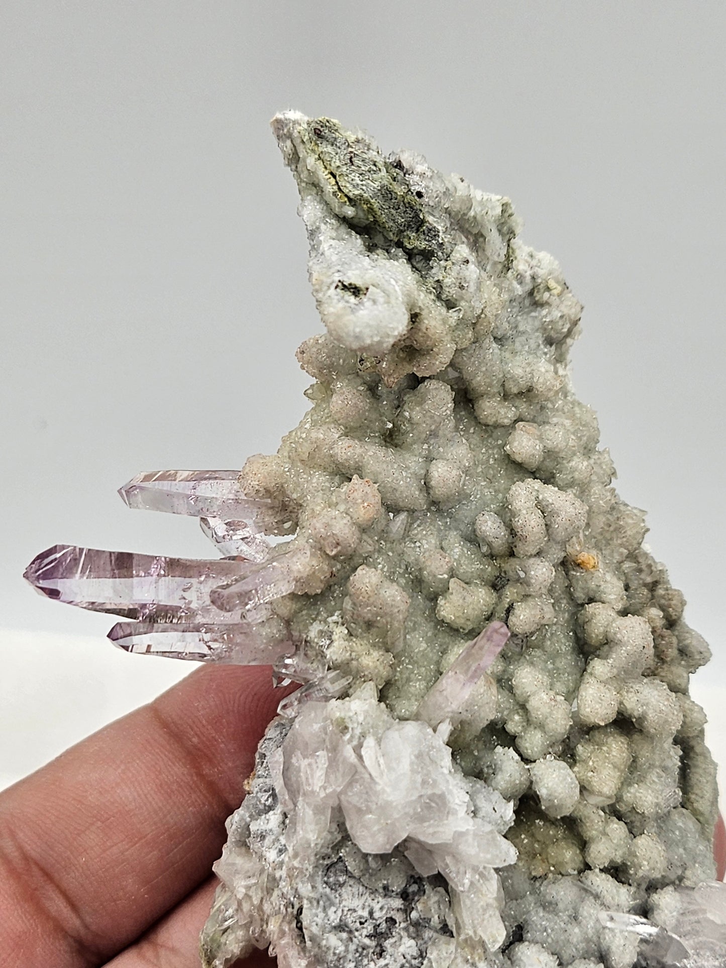High quality, gemmy Vera Cruz Amethyst on sparkly on Druzy Matrix