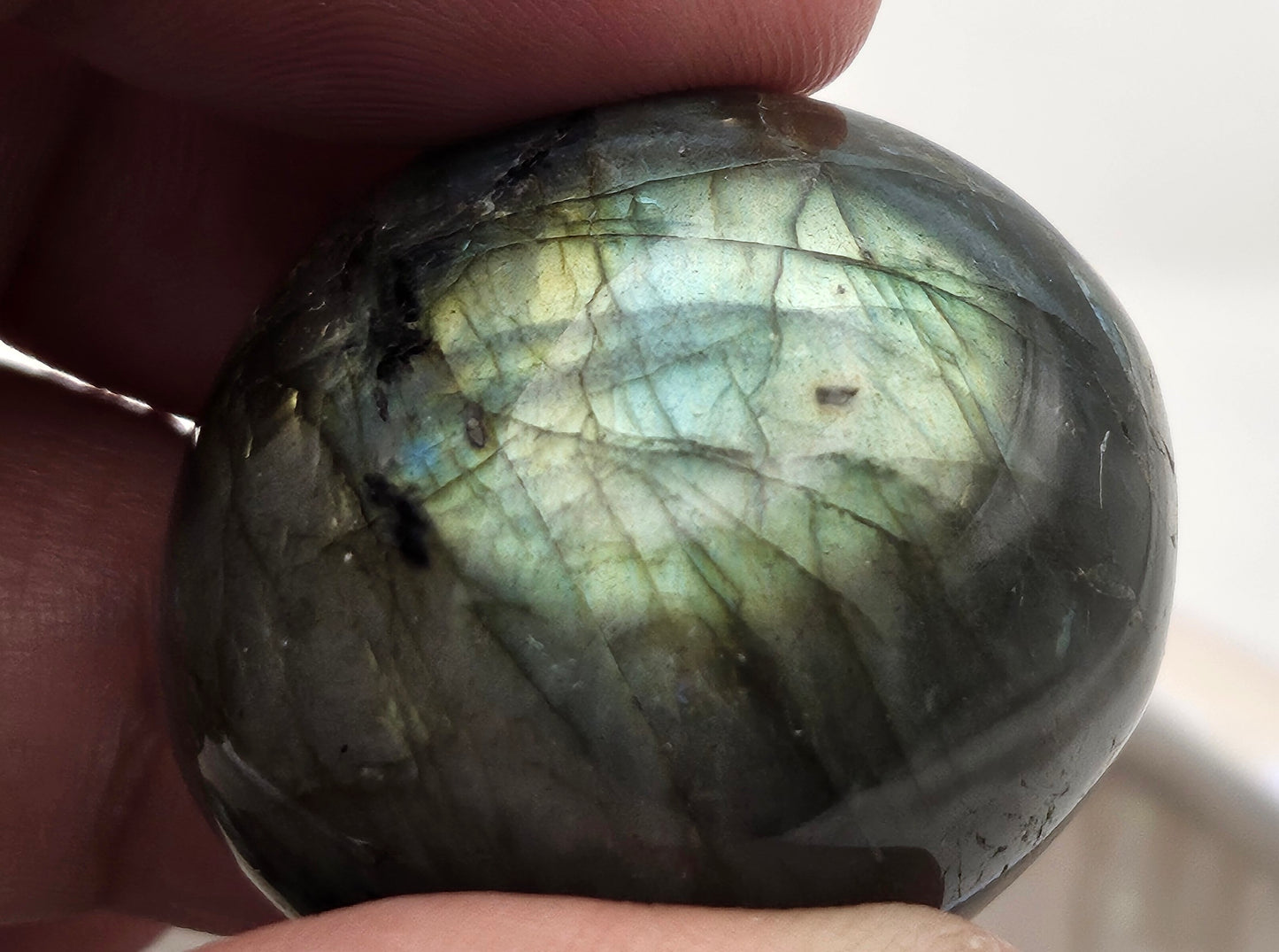 LABRADORITE TUMBLED STONE