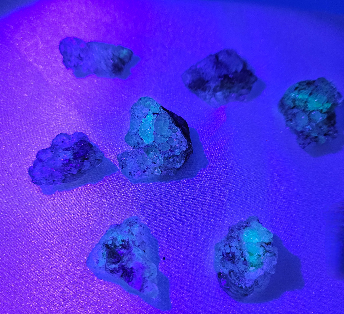 Hyalite Opal Fluorescent